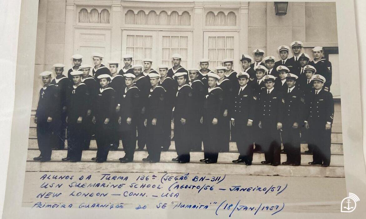 A tripulação do Submarino “Humaitá”, durante curso de qualificação nos Estados Unidos, antes de levar a embarcação para o Brasil – Imagem: Arquivo pessoal